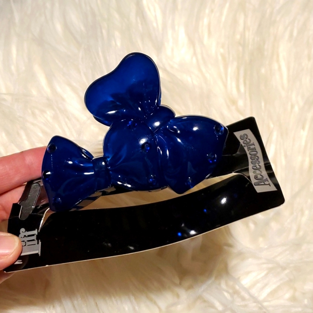 Tiff 'N Tam hair clip
